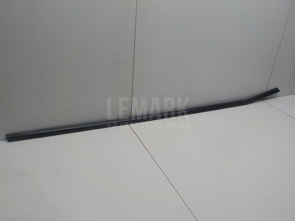 Накладка стекла переднего правого для  Audi 80/90 [B4] 1991-1995