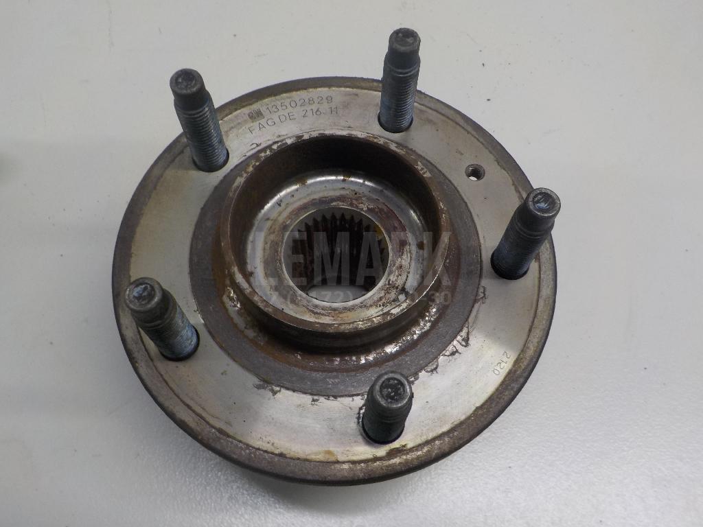 Ступица передняя 13502829 GM