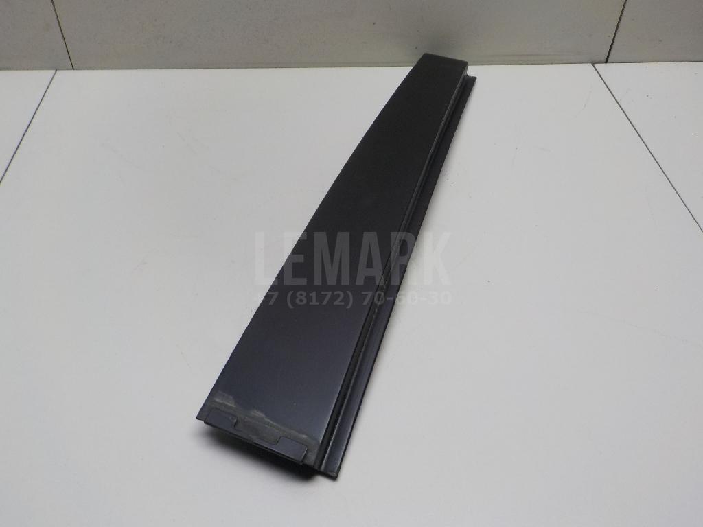 Накладка двери задней правой 1T0839890 VAG