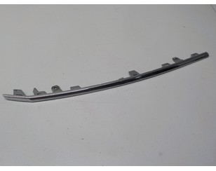 Накладка на решетку радиатора для VW Tiguan 2011-2016 с разбора состояние хорошее