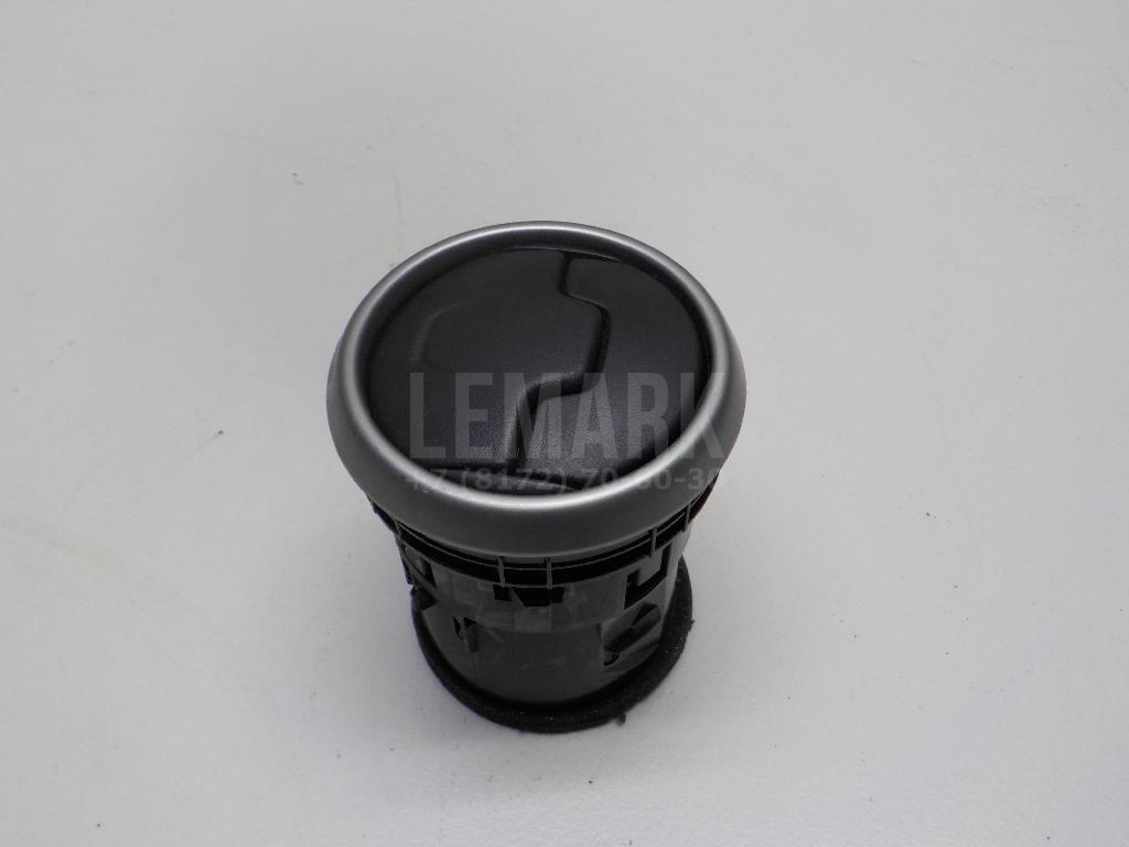 Дефлектор воздушный 68760JD10A Nissan