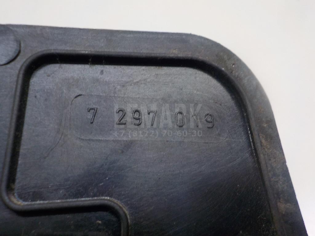 Щиток фонаря для  Audi A4 [B6] 2000-2004