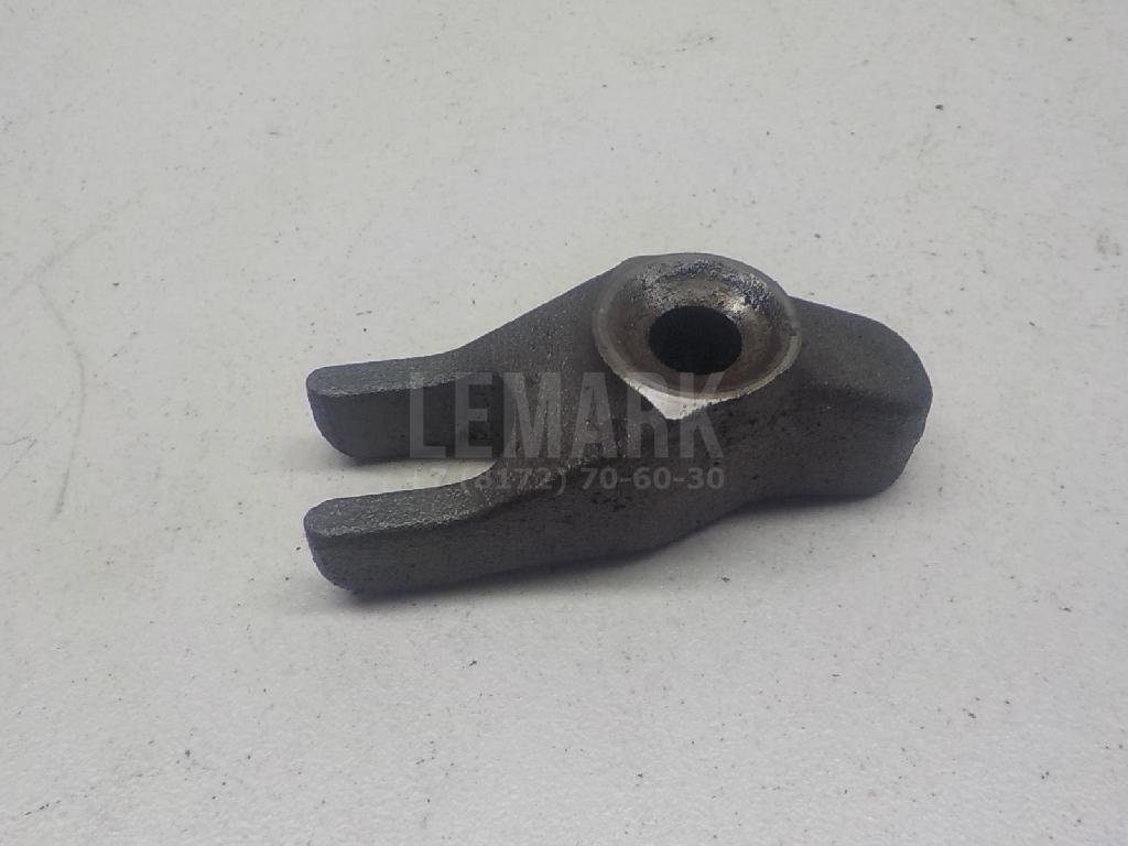Кронштейн форсунки 338142F000 Hyundai-Kia