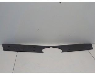 Накладка на решетку радиатора для Ford Kuga 2008-2012 б/у состояние отличное