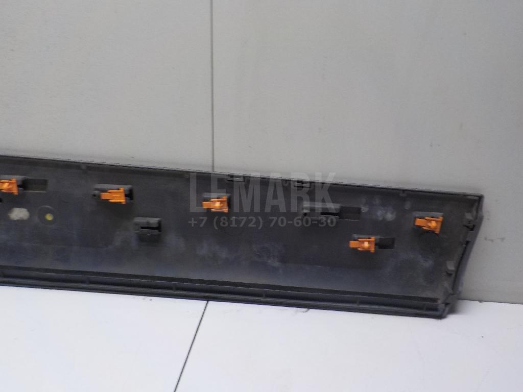 Накладка двери передней левой для  BMW X5 G05 2018