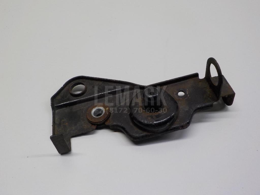 Кронштейн интеркулера 1653426060 Toyota