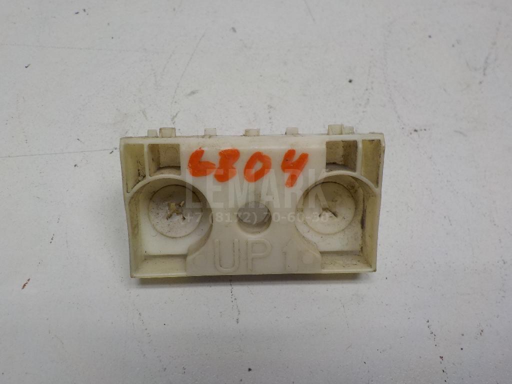 Направляющая заднего бампера 85220JG000 Nissan