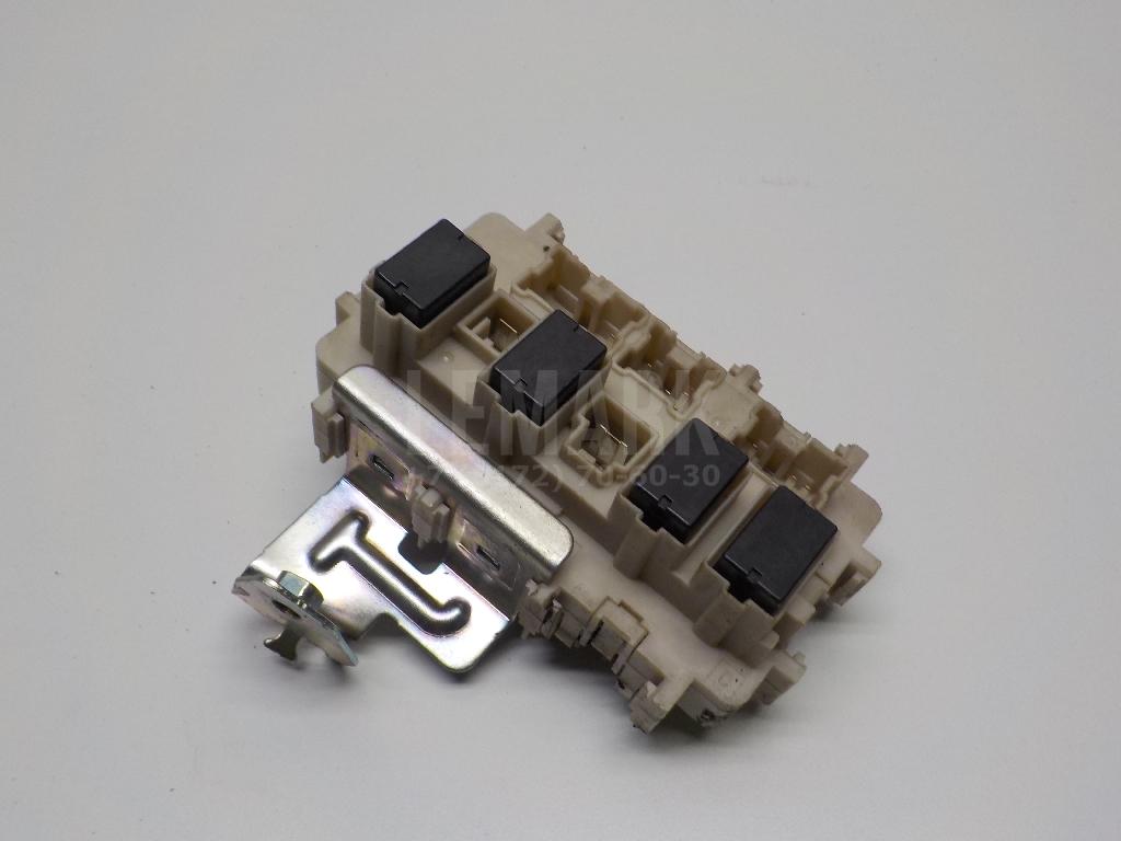 Блок предохранителей 243504EB0B Nissan