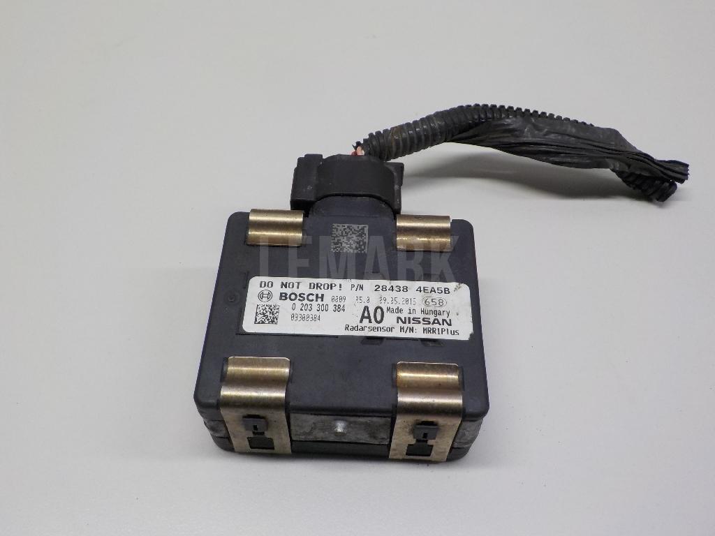 Датчик системы контроля дистанции 284384EA5B Nissan
