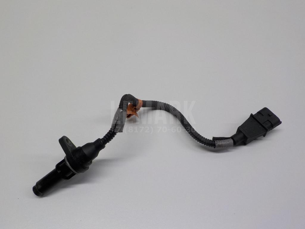 Датчик положения коленвала 391802B020 Hyundai-Kia