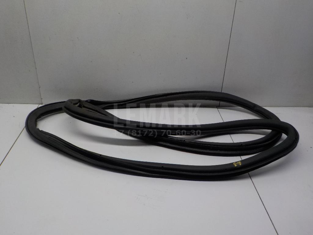 Уплотнитель двери 5E9867367A VAG