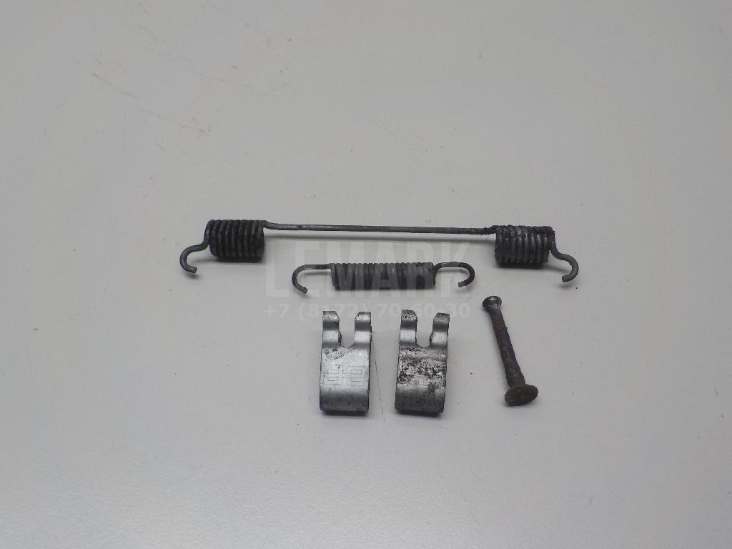 Установочный к-кт задних колодок 5039023 Ford