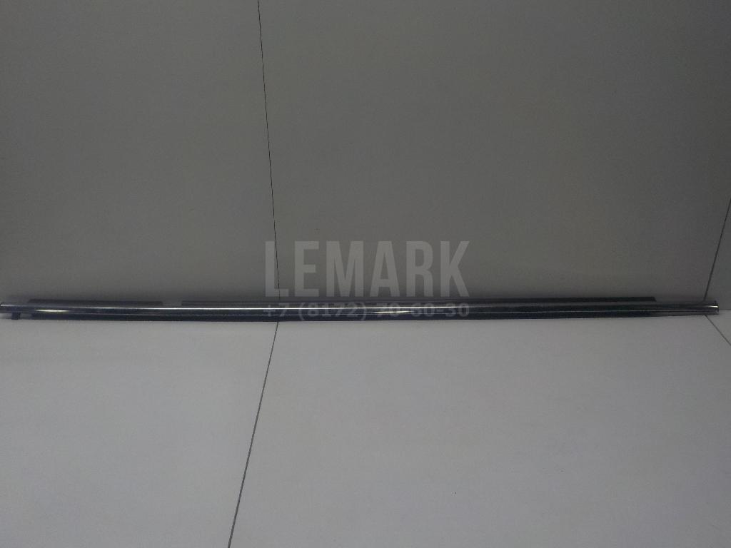Накладка стекла заднего правого 7573042040 Toyota