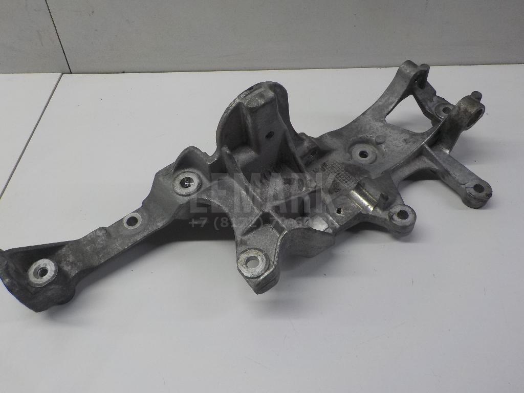 Кронштейн генератора 1699676 Ford