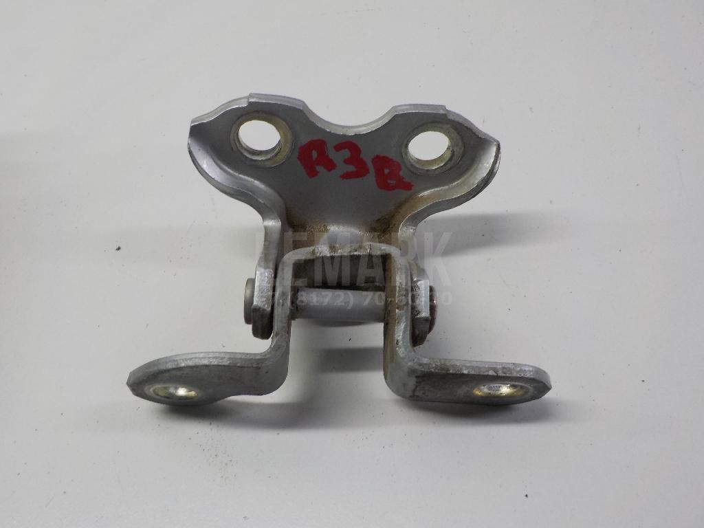 Петля двери задней правой верхняя 6875020121 Toyota