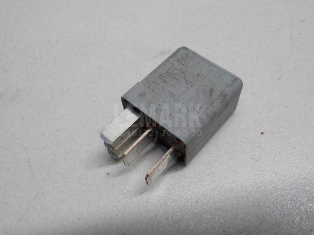 Реле 13100504 GM