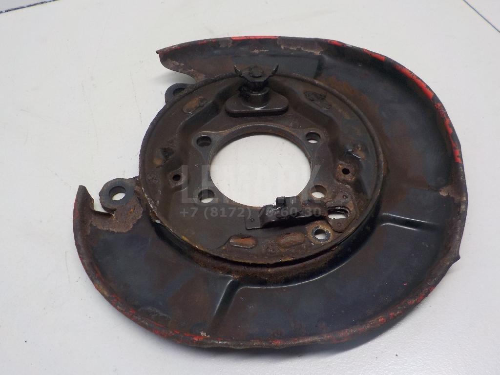 Щит опорный задний правый 44020CY001 Nissan