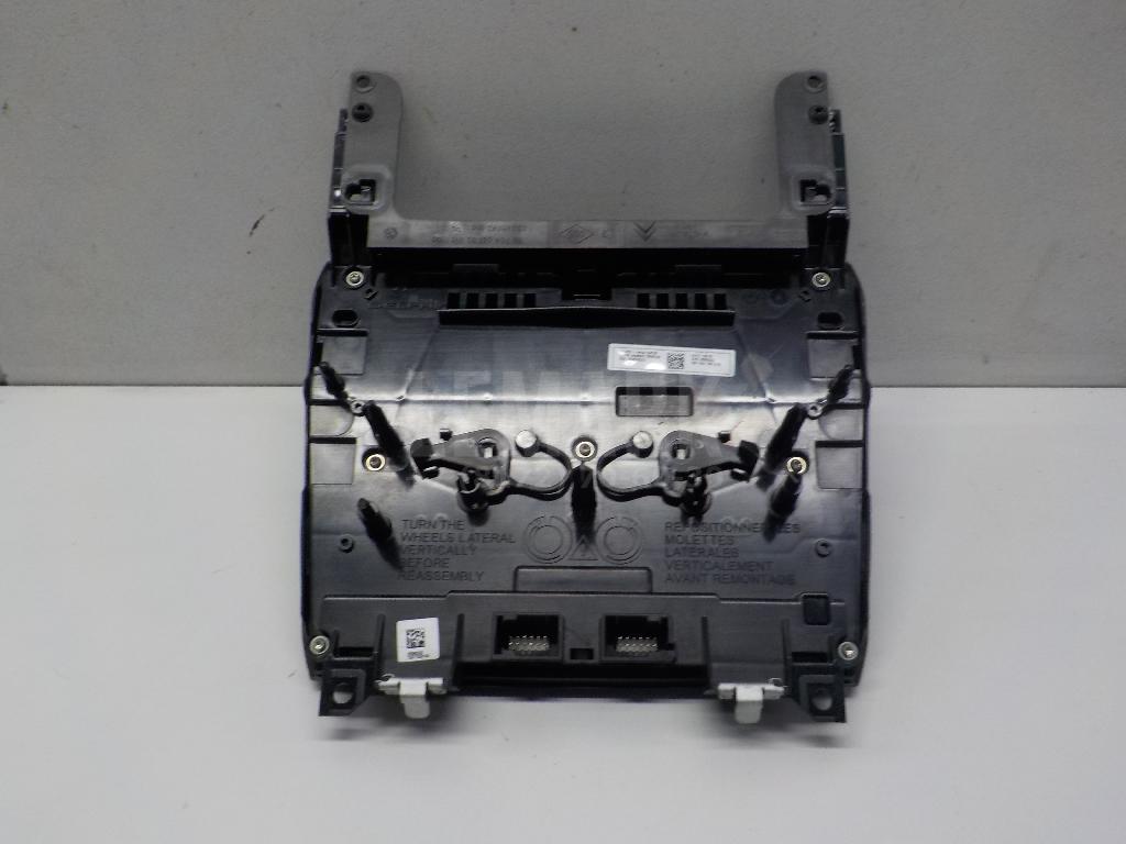 Блок управления отопителем для  Ford Focus II 2005-2008