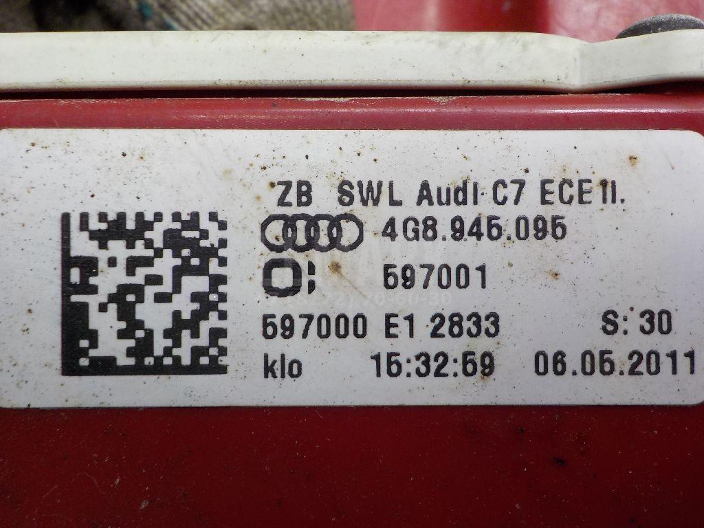 Фонарь задний наружный левый для  Audi A2 [8Z0] 2000-2005