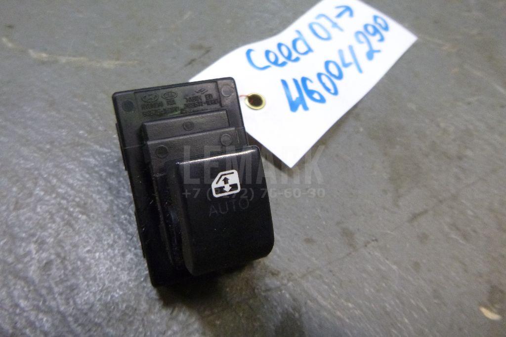 Кнопка стеклоподъемника 935751H100 Hyundai-Kia