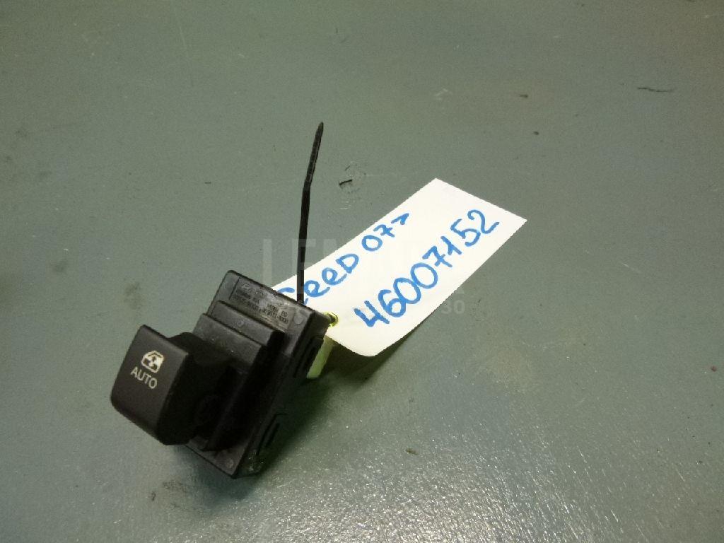 Кнопка стеклоподъемника 935751H100 Hyundai-Kia