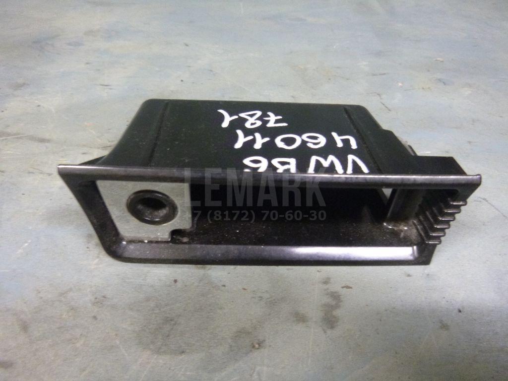Пепельница передняя 3C0857309 VAG
