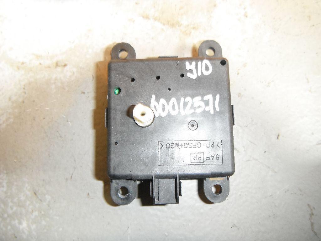 Моторчик заслонки отопителя 277328H300 Nissan