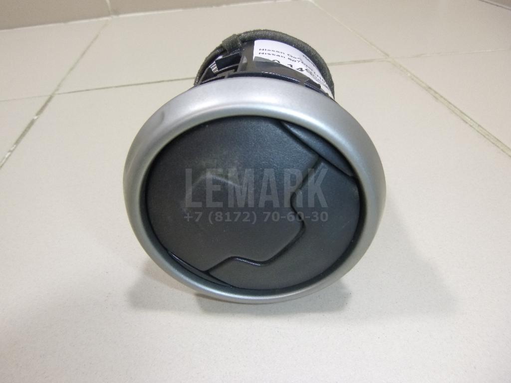 Дефлектор воздушный 68760JD10A Nissan