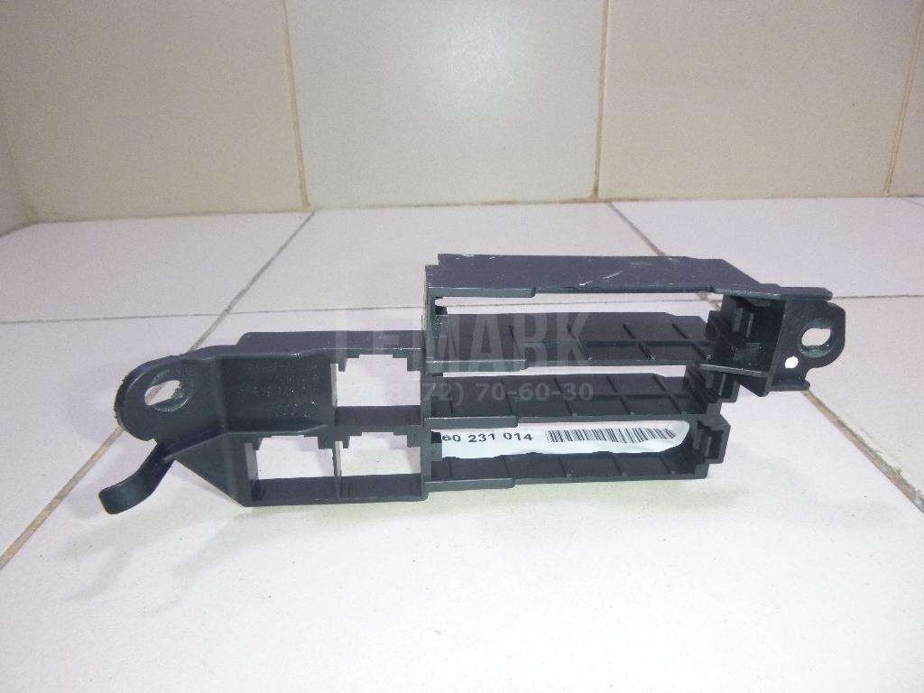 Корпус блока предохранителей для  Astra HD 8 2005-2011