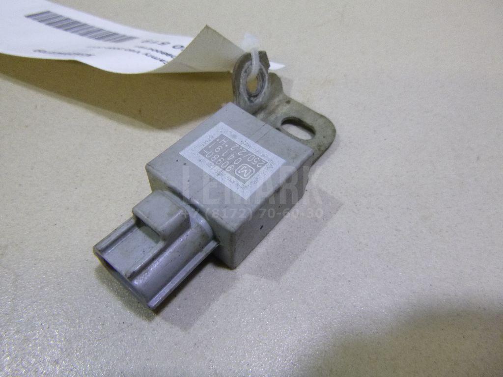 Конденсатор 9098004191 Toyota