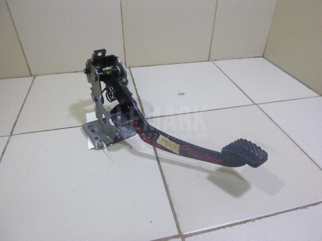 Педаль сцепления 328022S050 Hyundai-Kia