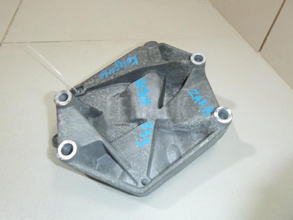 Кронштейн кондиционера 6854305 GM
