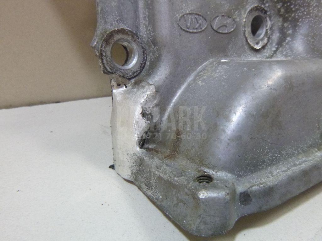 Крышка двигателя передняя 213502B001 Hyundai-Kia