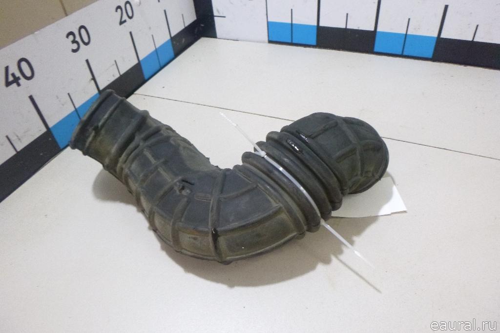 Патрубок воздушного фильтра
