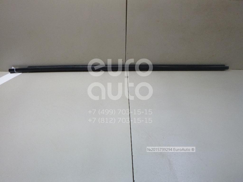 Уплотнитель стекла нижний наружный хендай гетц 2008 номер оем. 82210 1c001. 832101r001. Хендай гетц наружный уплотнитель стекла наружный. 832101c001.