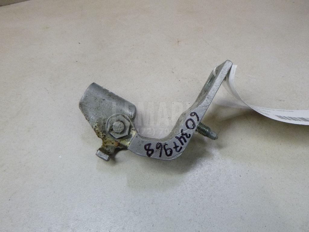 Петля двери задней правой нижняя 7S7AA26810AC Ford