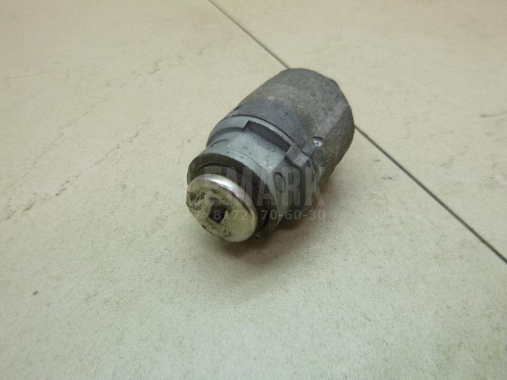 Тяга замка капота 1355231 Ford