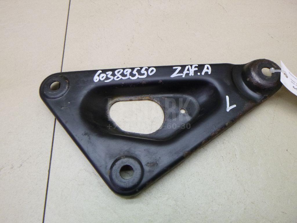 Кронштейн передней балки 302038 GM