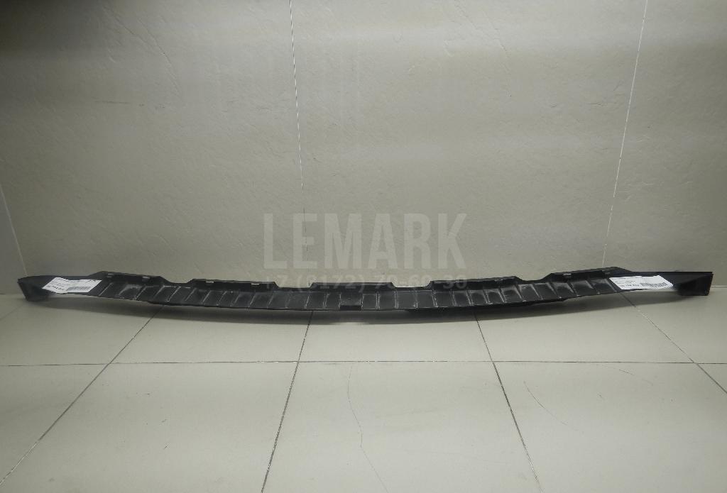 Направляющая заднего бампера 7L6807863B VAG