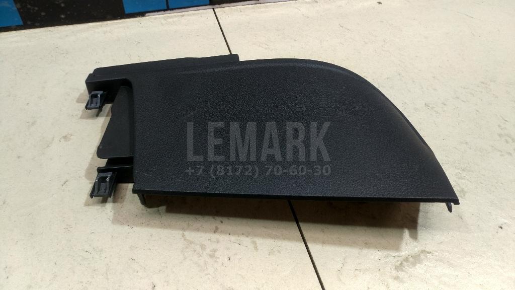 Обшивка стойки для  BMW X5 E70 2007-2013