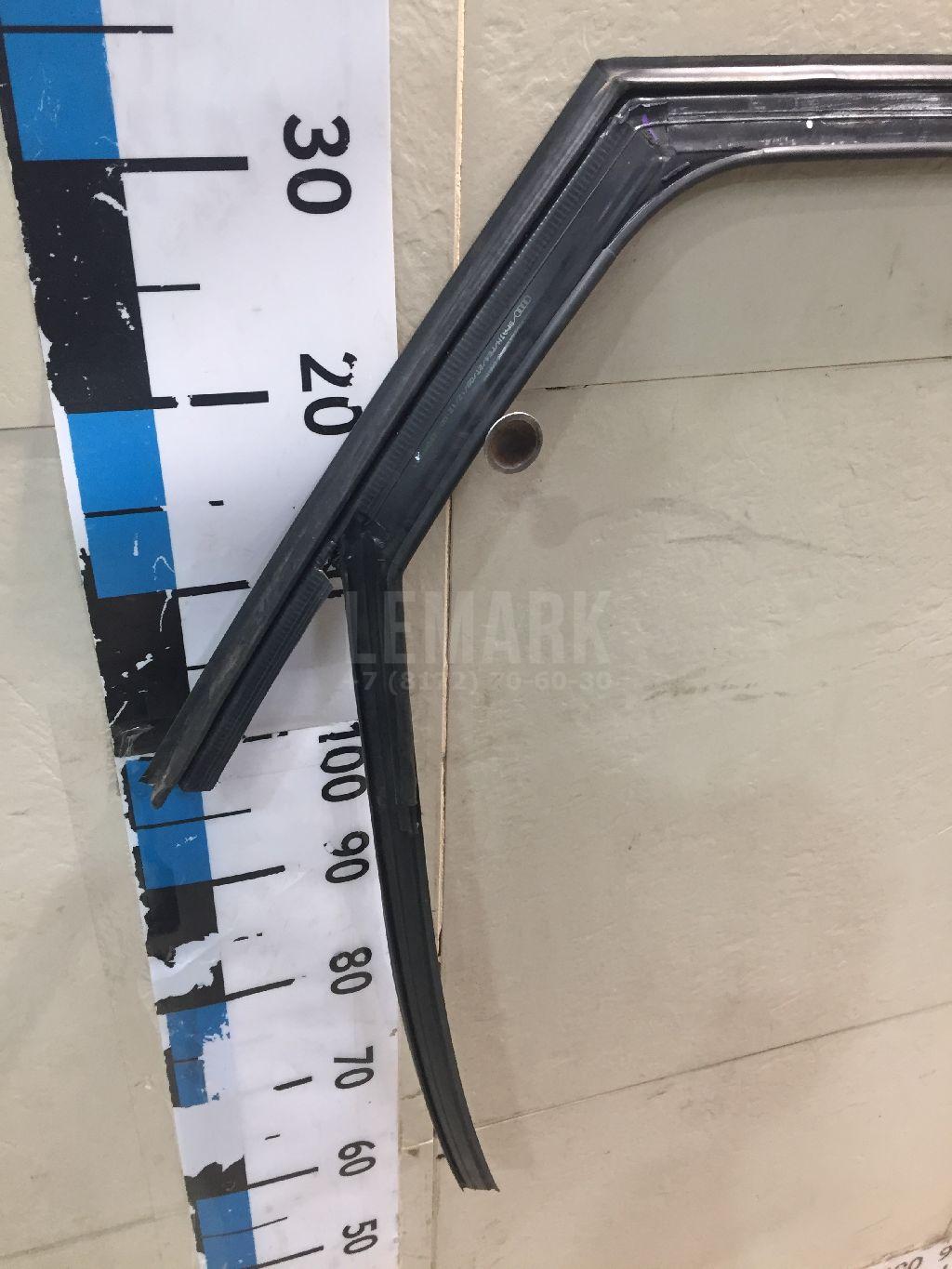 Направляющая стекла двери для  BMW 3-serie F30/F31/F80 2011-2020