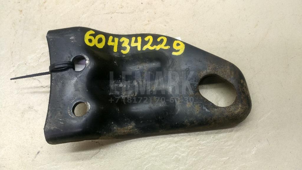Кронштейн передней панели 841892G000 Hyundai-Kia