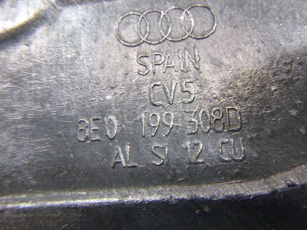 Кронштейн двигателя правый для  Audi A6 [C6,4F] 2004-2011