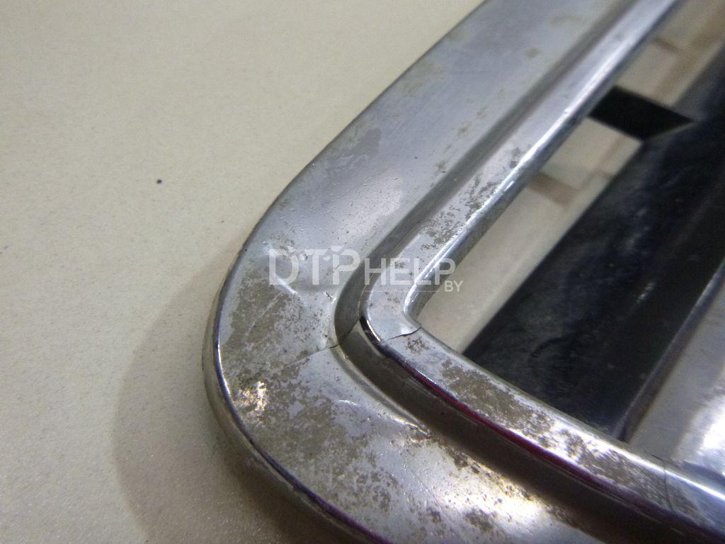 Фото Решетка радиатора для Mercedes W203  2001