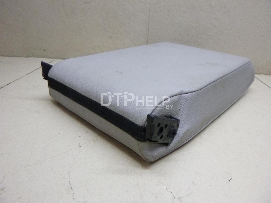 Фото Подлокотник для Mercedes W203  2001