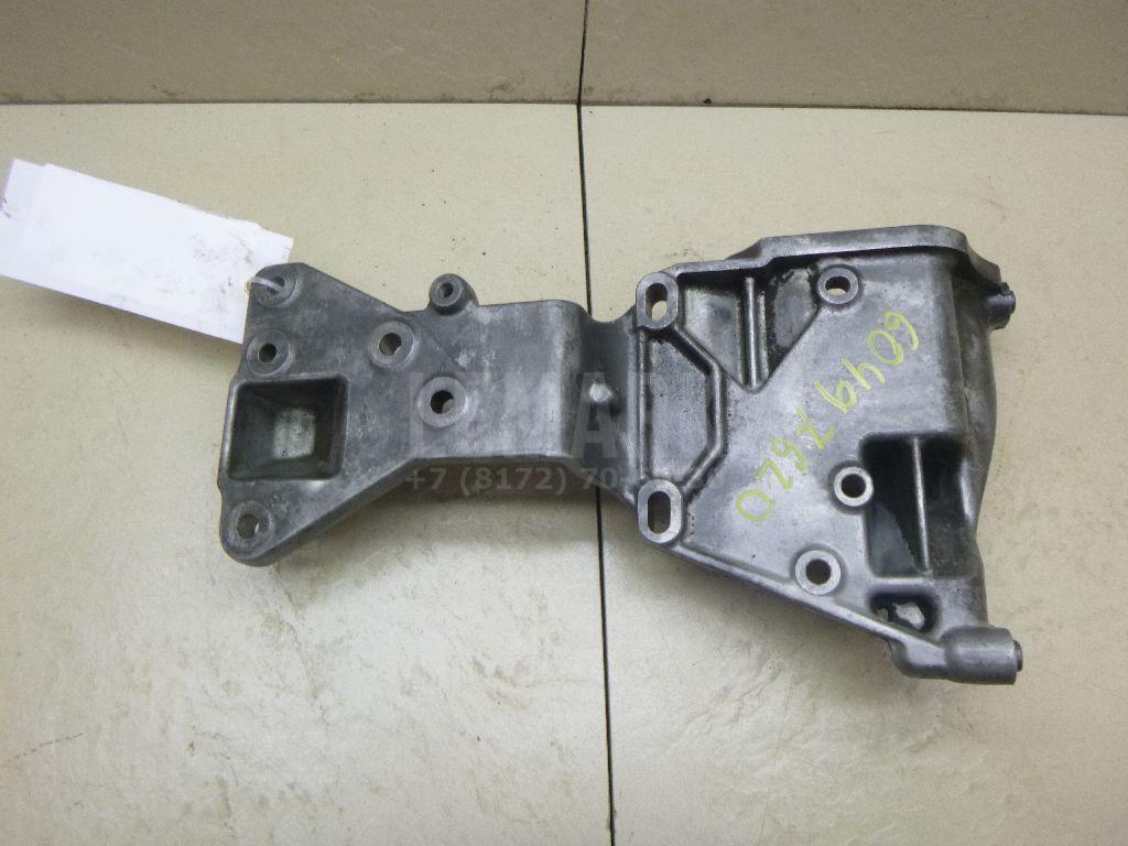 Кронштейн гидроусилителя 1583487 Ford