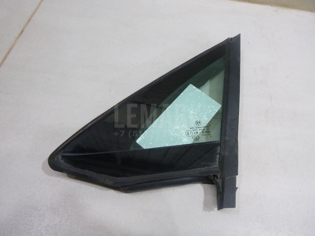Стекло двери передней левой (форточка) 3G0845113F VAG