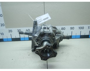 Renault Duster 4x4 с задним приводом и раздаточной коробкой для модели 2012 года можно приобрести в Москве по цене от 4923 руб. в четырех вариантах комплектации