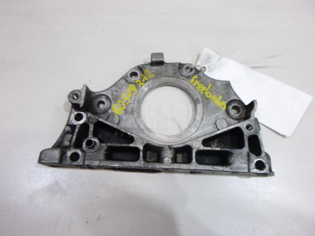 Крышка двигателя передняя LR000644 Land Rover