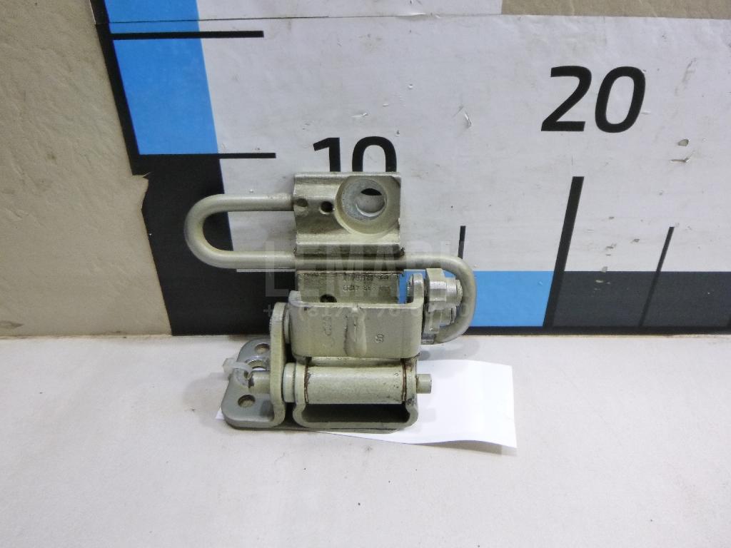 Петля двери задней правой нижняя 4B0833412D VAG
